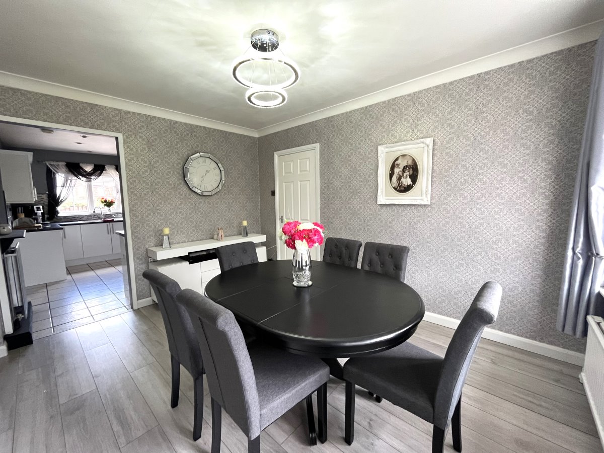 8 Snydale Avenue Normanton  WF6 1SS image 6