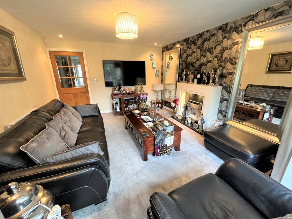 2 Sovereign Road Wakefield  WF1 2EQ image 3