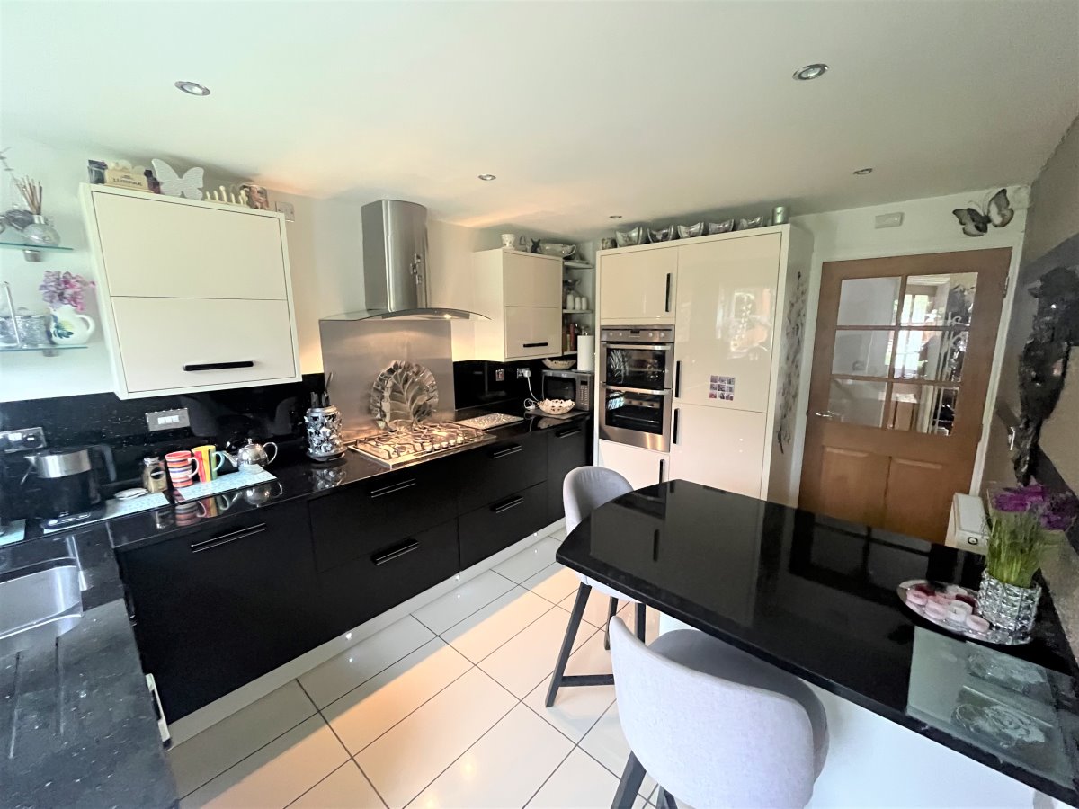 2 Sovereign Road Wakefield  WF1 2EQ image 5