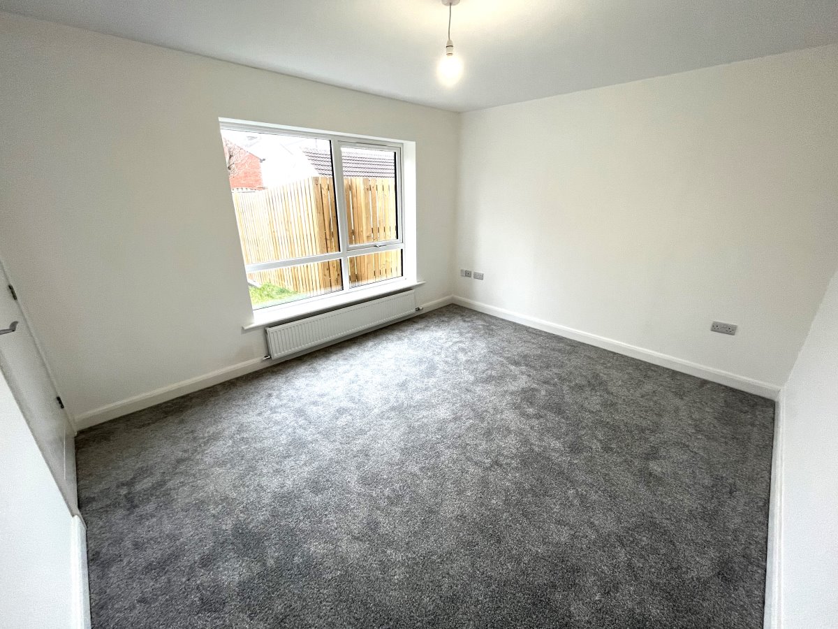 2B Primrose Lane Calder Grove Wakefield WF4 3DD image 2
