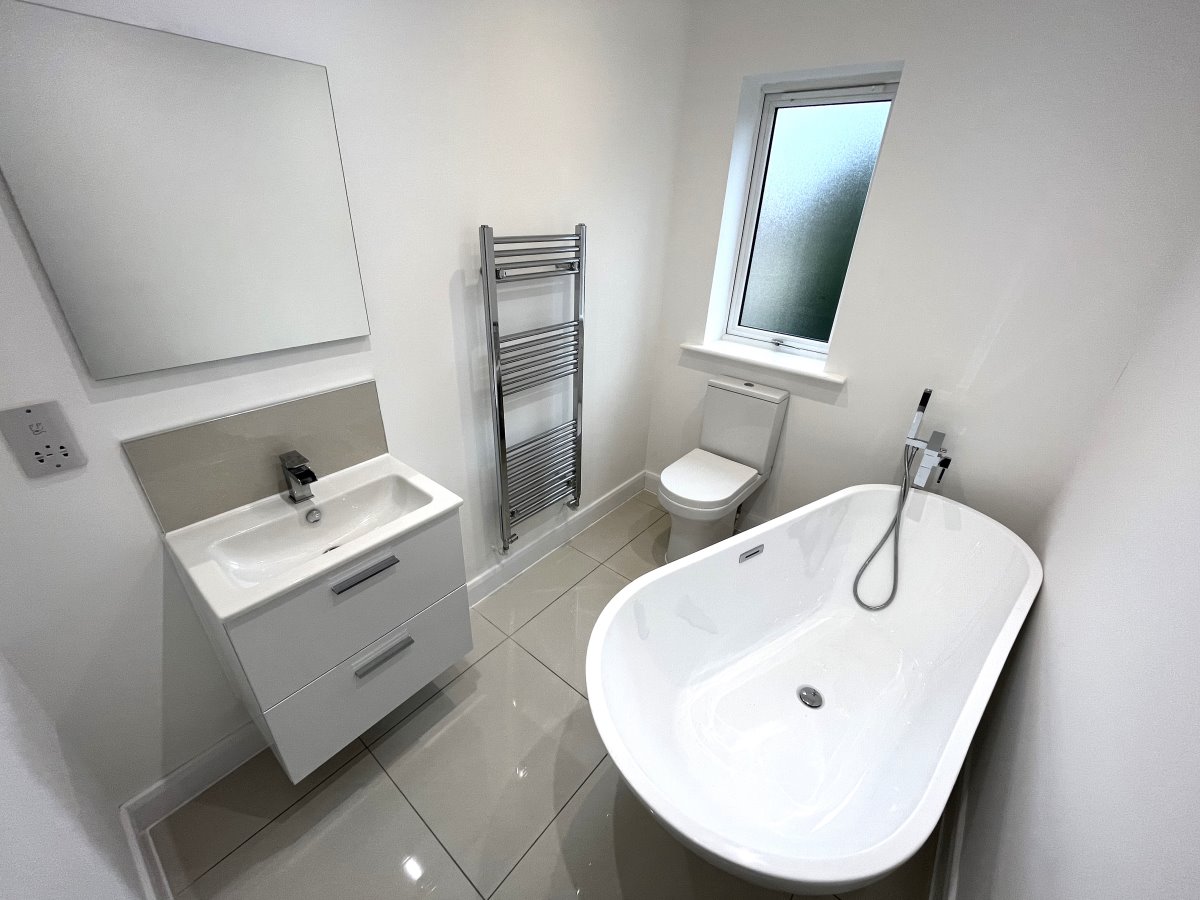 2B Primrose Lane Calder Grove Wakefield WF4 3DD image 12