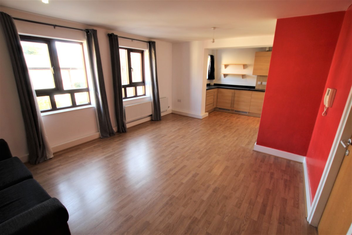 18 Delius Woodlands Village Wakefield WF1 5LR image 1