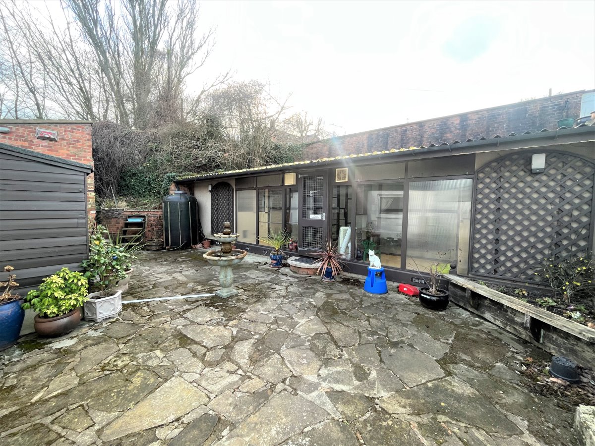 11 Goosehill Cattery, Goosehill Lane Wakefield  WF6 2JB image 10
