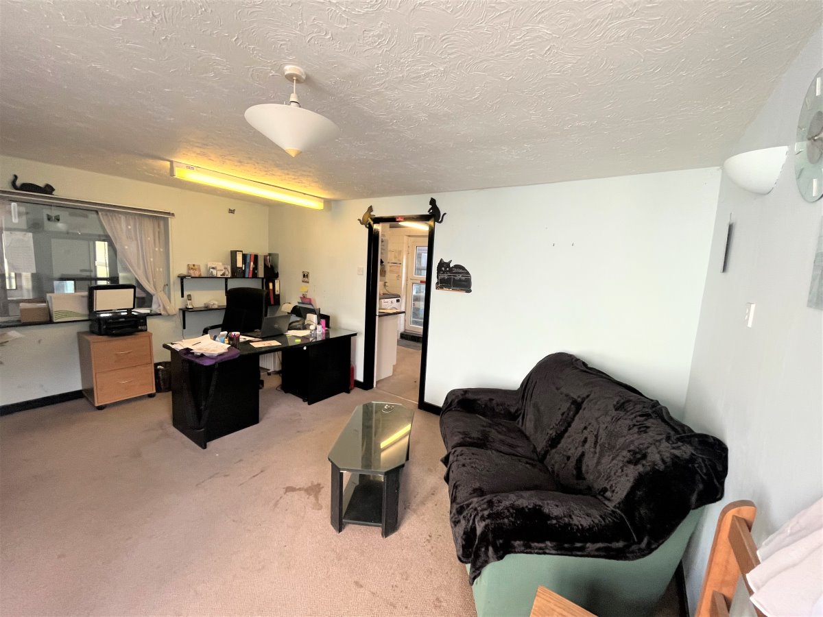 11 Goosehill Cattery, Goosehill Lane Wakefield  WF6 2JB image 26