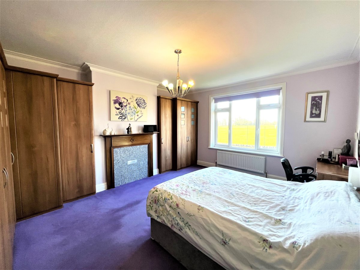 127 Station Road Ossett  WF5 0AE image 15