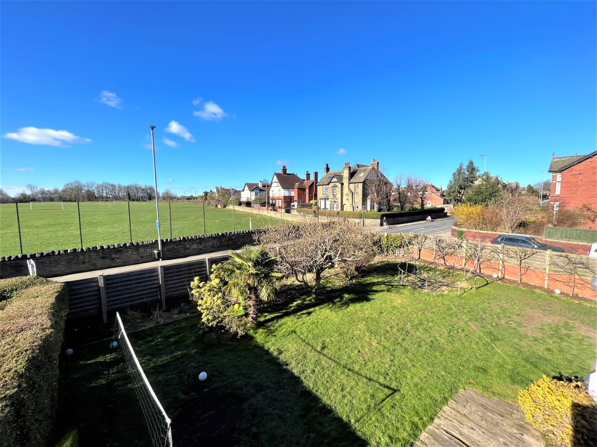 127 Station Road Ossett  WF5 0AE image 22