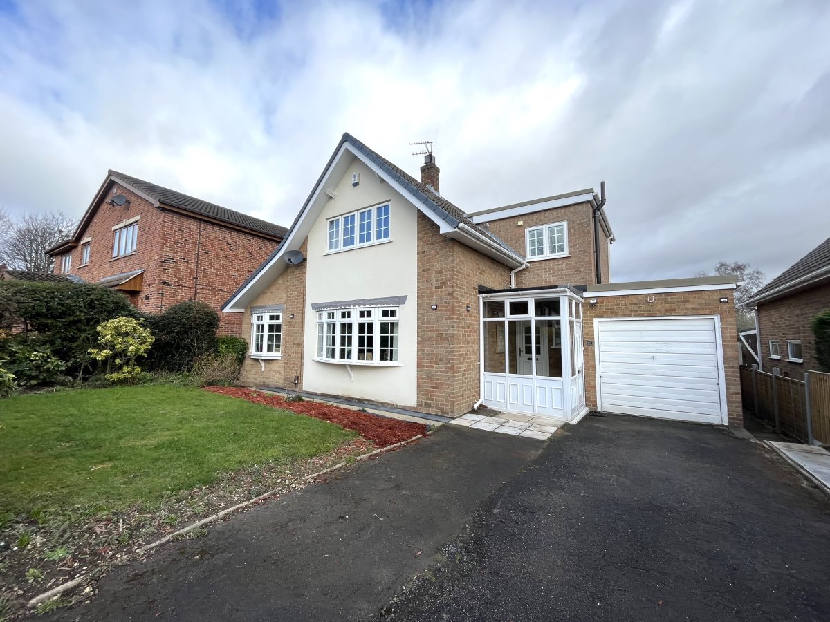 28 Roger Drive Wakefield WF2 7NE image 0