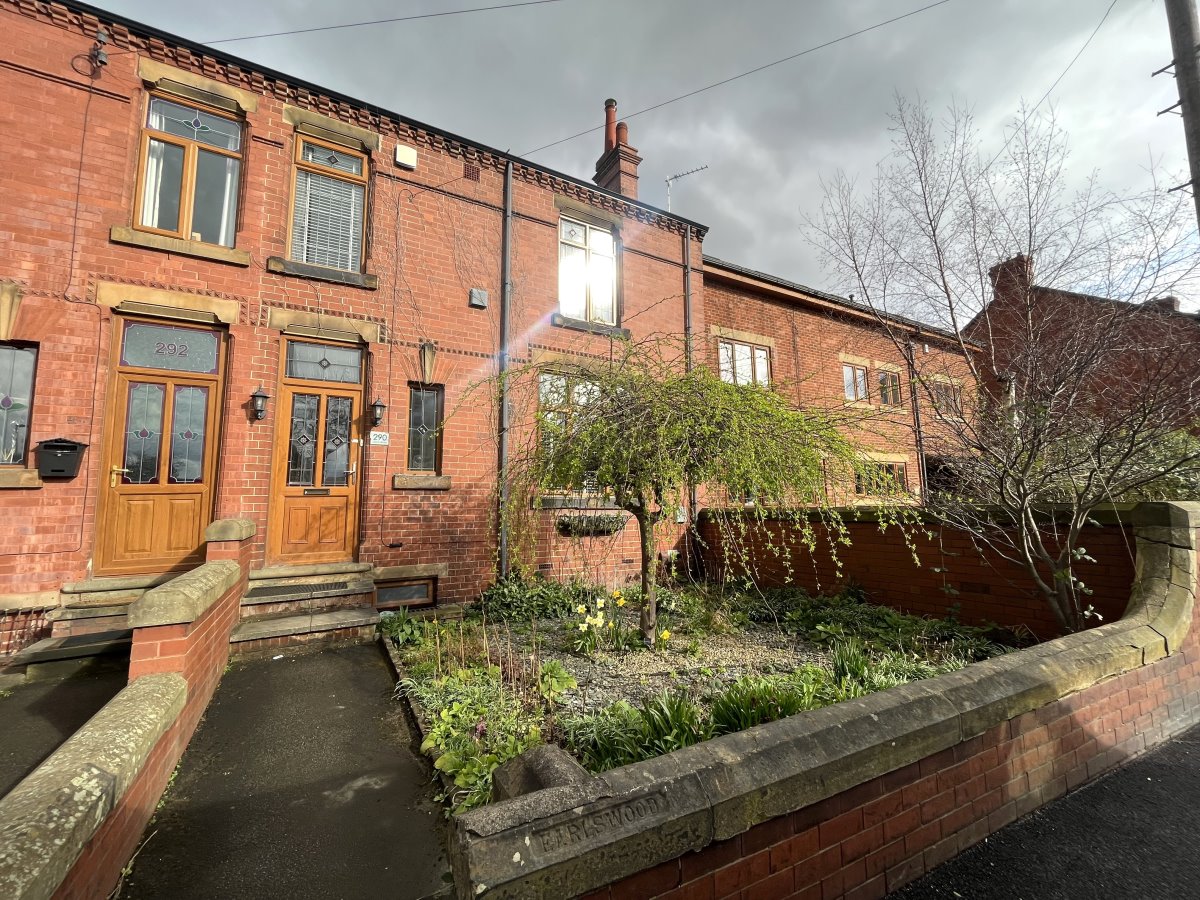 290 Leeds Road Wakefield  WF1 2HY image 0