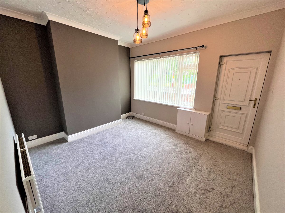 126 Castleford Road Normanton  WF6 2EJ image 2