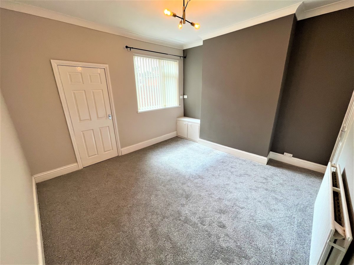 126 Castleford Road Normanton  WF6 2EJ image 3