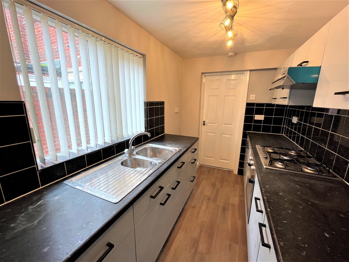 126 Castleford Road Normanton  WF6 2EJ image 5