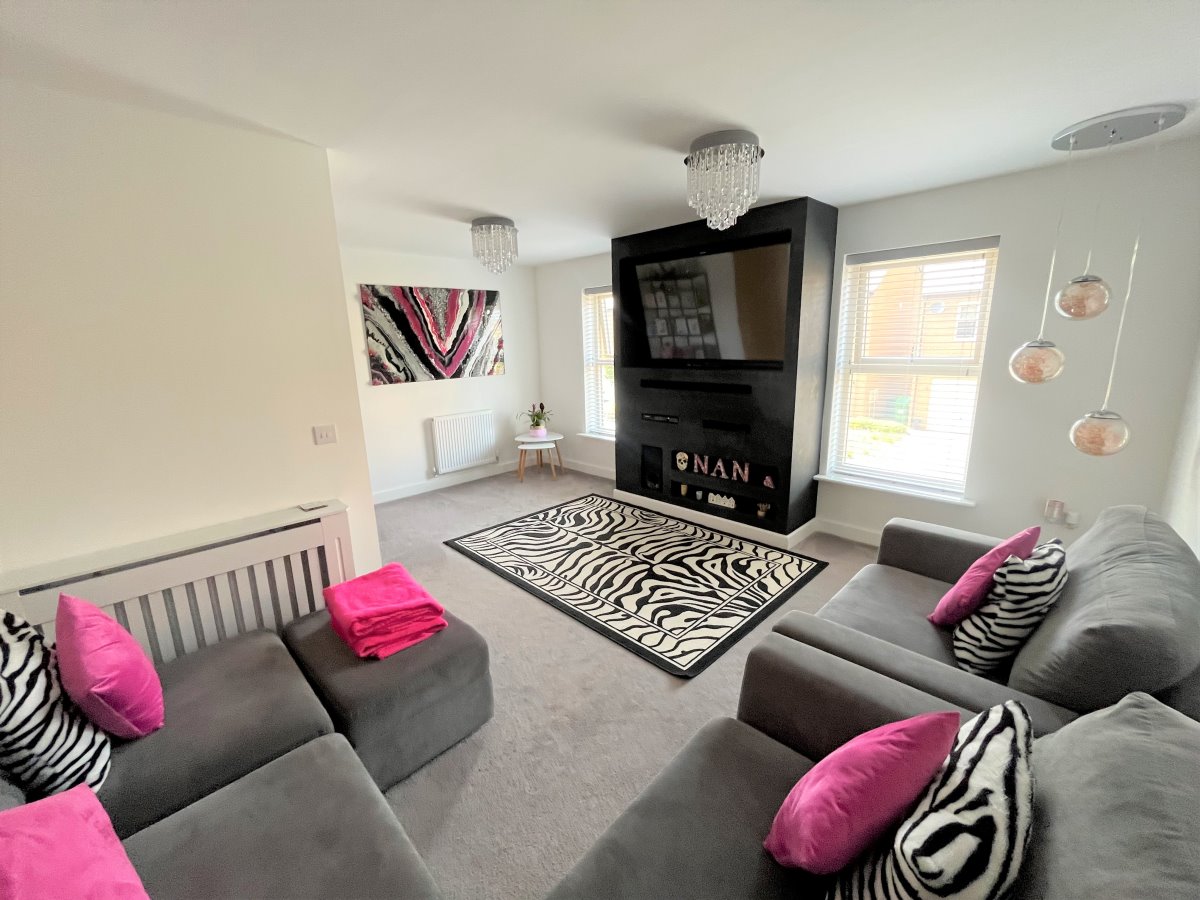 11 Lancaster Avenue Wakefield  WF1 2ZG image 9