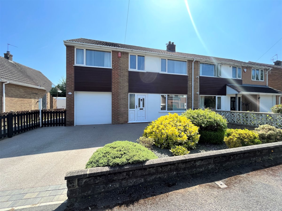 31 Reid Park Avenue Horbury  WF4 5PA image 0