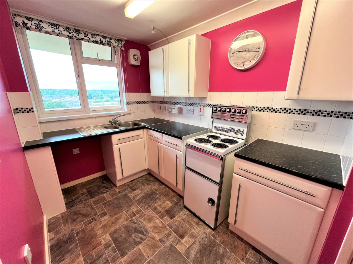 77 St Michaels House Thornes Wakefield WF2 8TR image 3