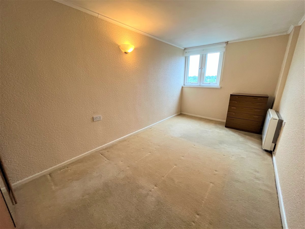 77 St Michaels House Thornes Wakefield WF2 8TR image 5