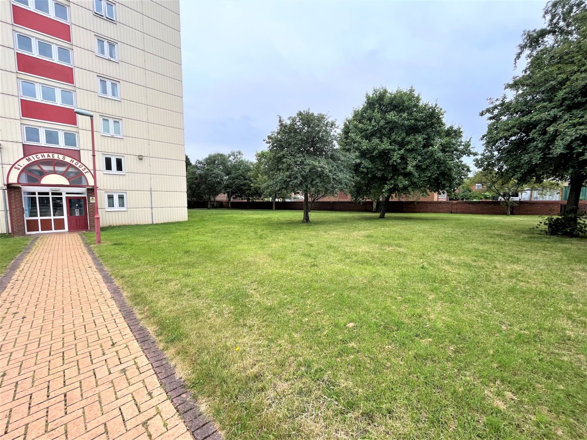 77 St Michaels House Thornes Wakefield WF2 8TR image 13