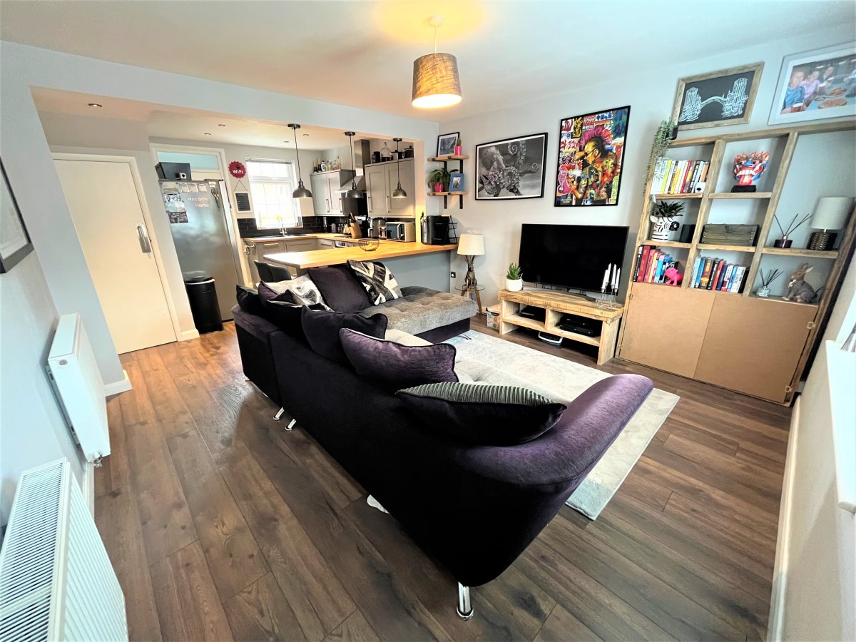 24 Beaumont Avenue Barnsley  S70 6QH image 2