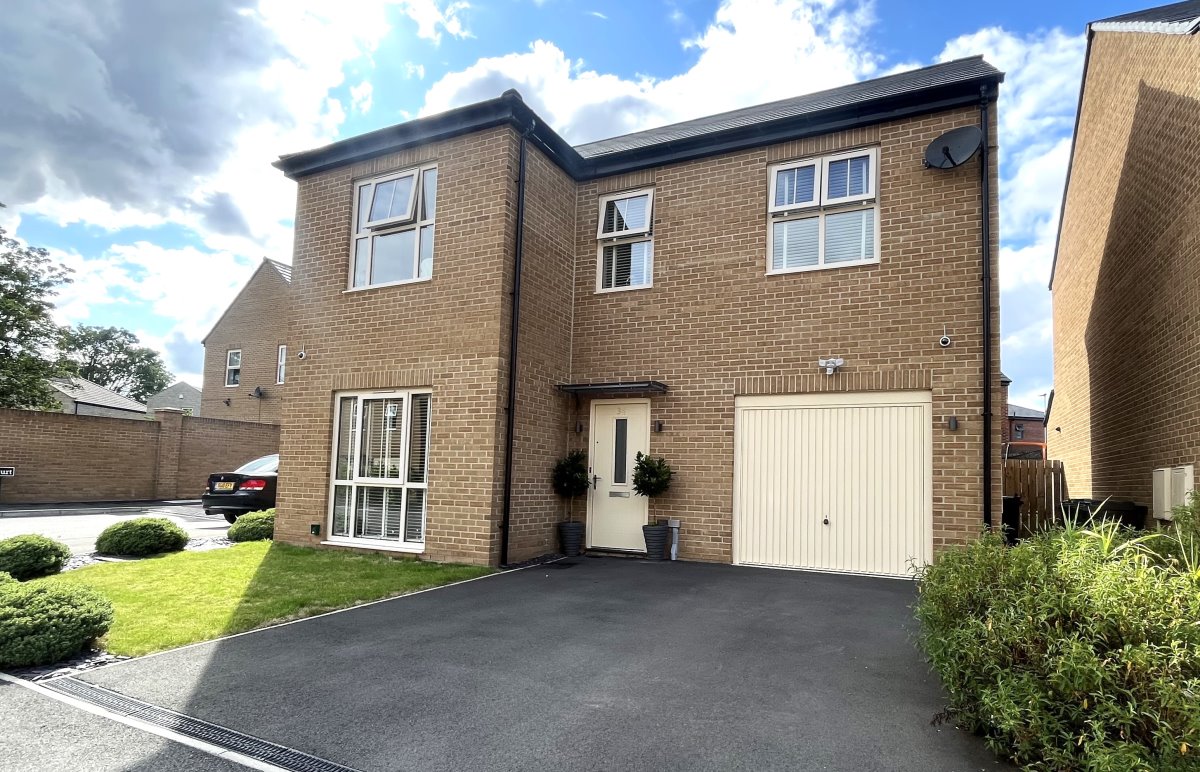 34 Lancaster Avenue Wakefield  WF1 2ZG image 0