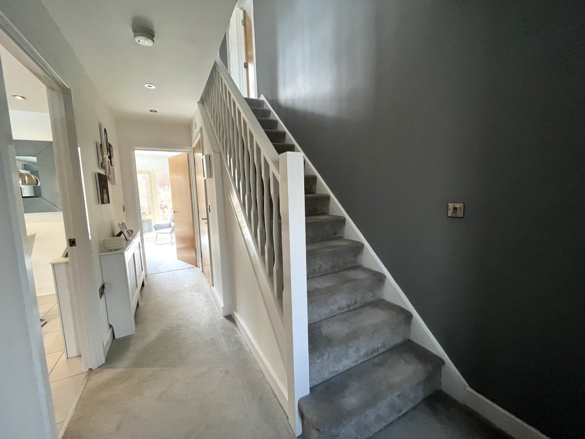 34 Lancaster Avenue Wakefield  WF1 2ZG image 6