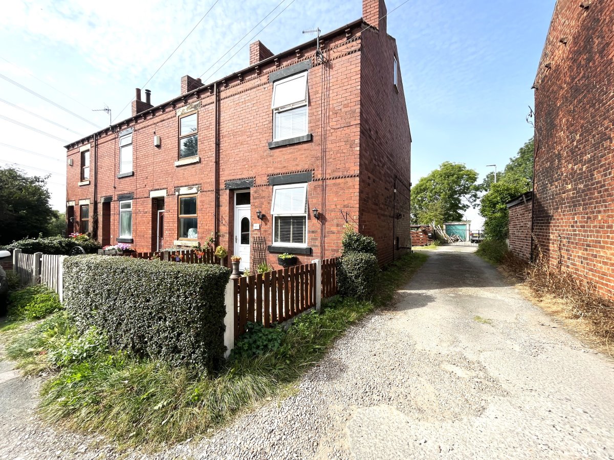 113 Westgate Lane Lofthouse  WF3 3PA image 0