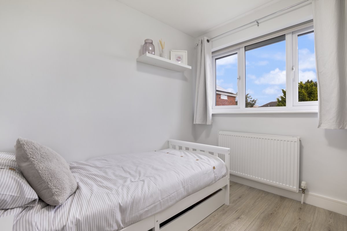 2 Churchill Grove Wakefield  WF2 6RG image 15