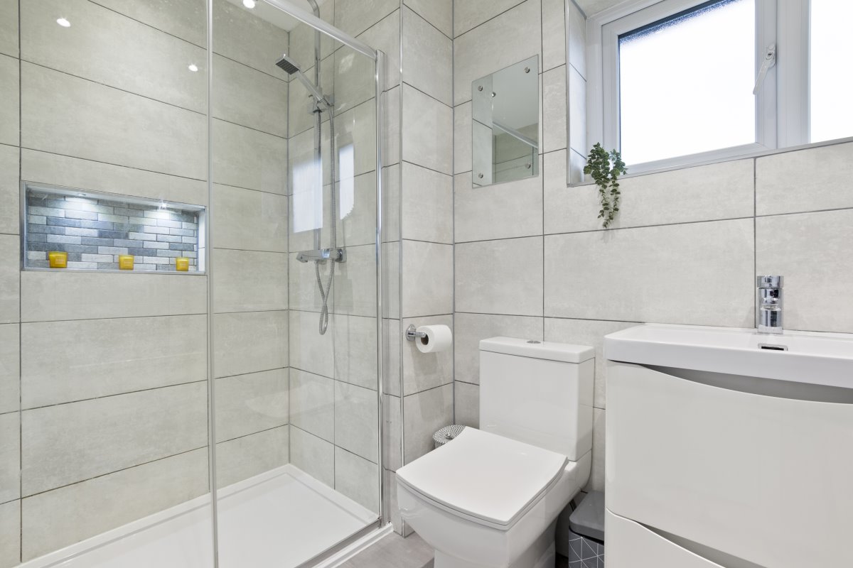 2 Churchill Grove Wakefield  WF2 6RG image 18