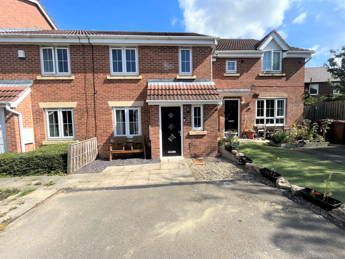 4 Mill Court Castleford  WF10 5FE image 0