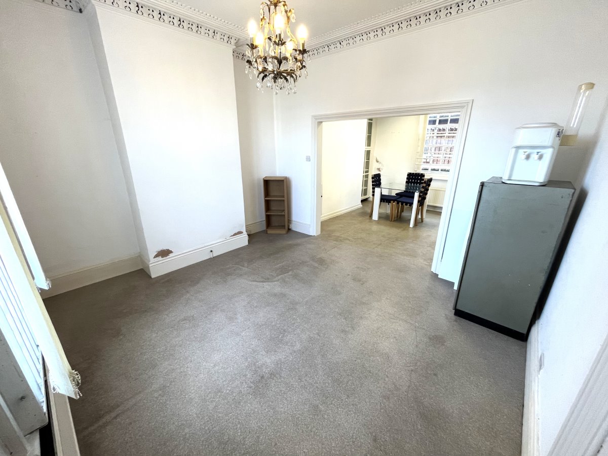 12 Rishworth Street Wakefield WF1 3BY image 1
