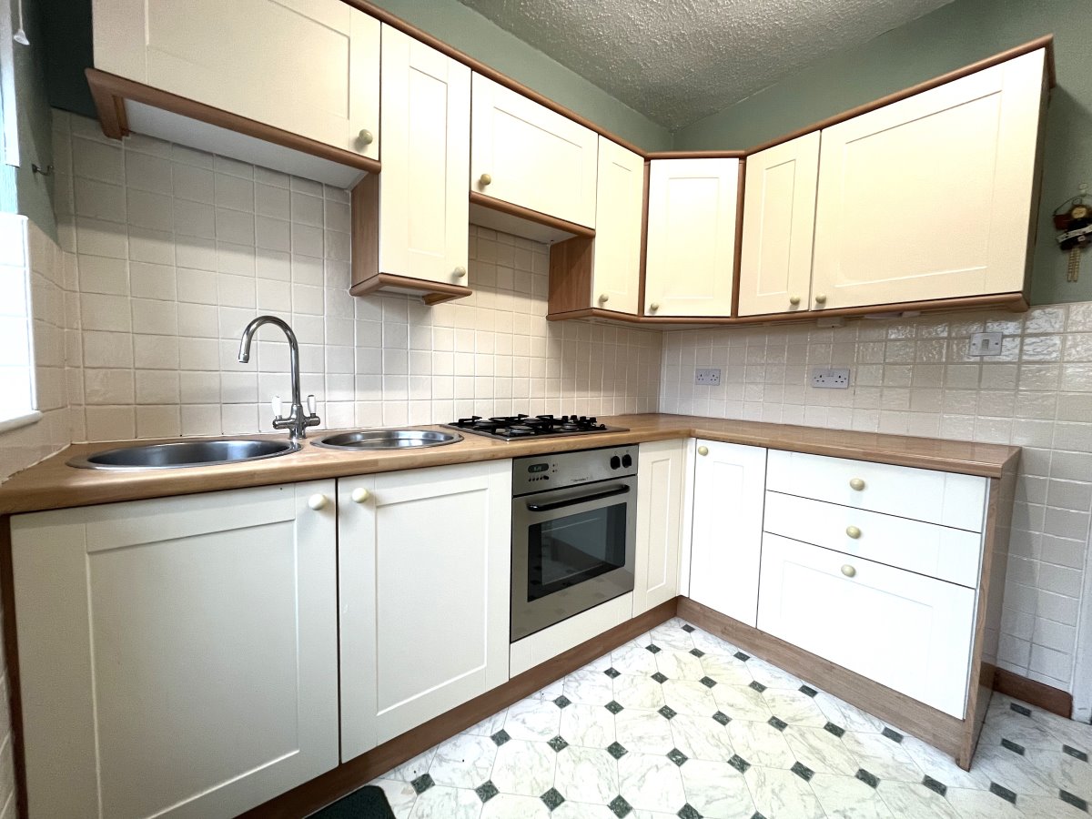 26 Spa Croft Road Ossett Wakefield WF5 0EY image 1