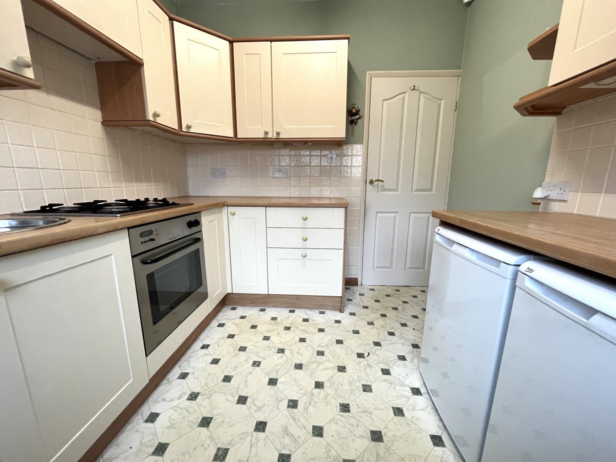 26 Spa Croft Road Ossett Wakefield WF5 0EY image 2