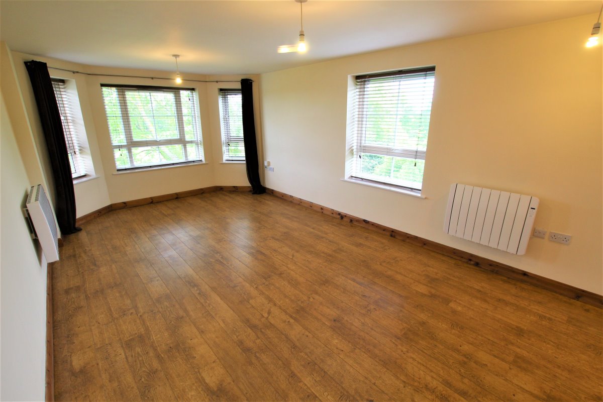 8 Waterside Fairburn Knottingley WF11 9GY image 2