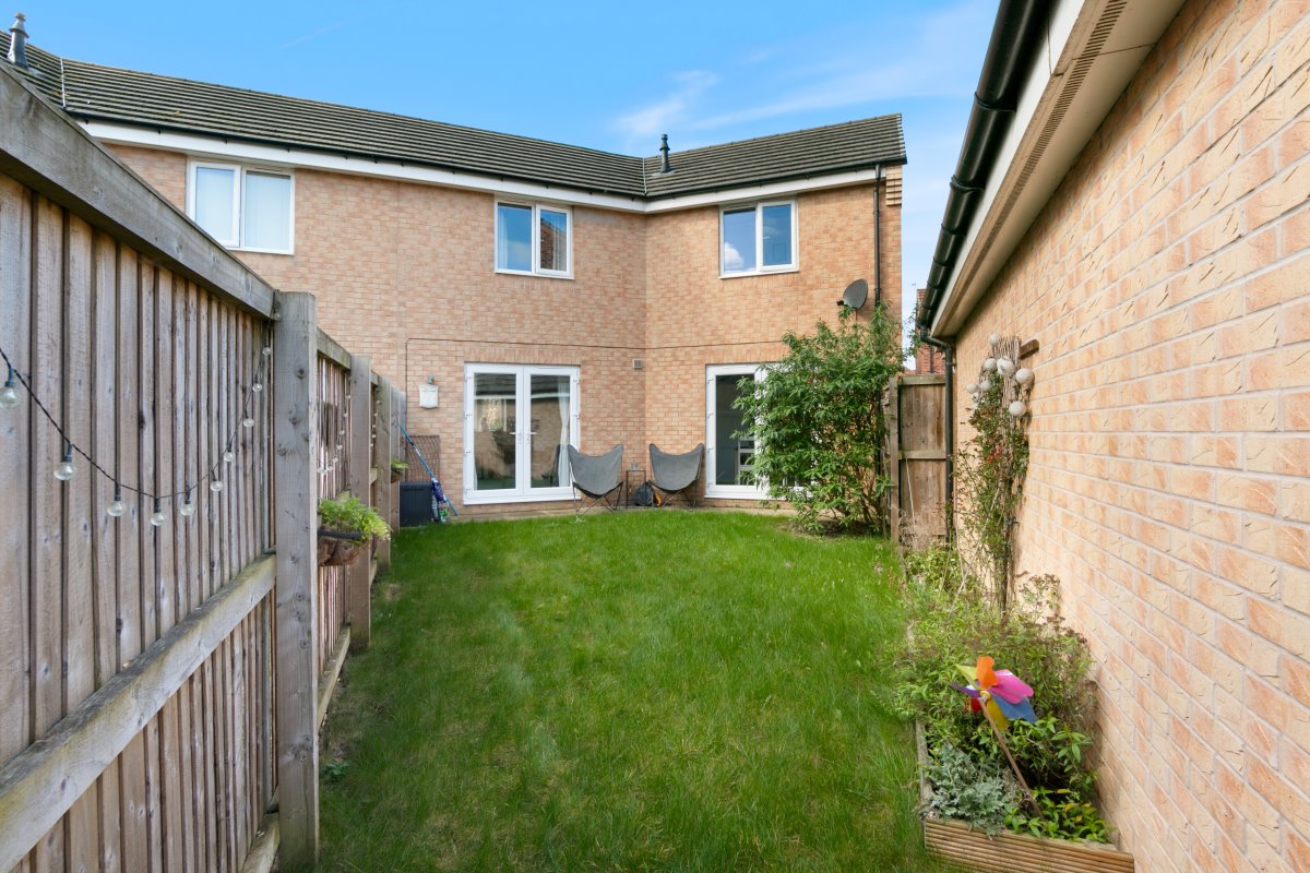 7 Pinderhill Avenue Wakefield  WF1 4FG image 22