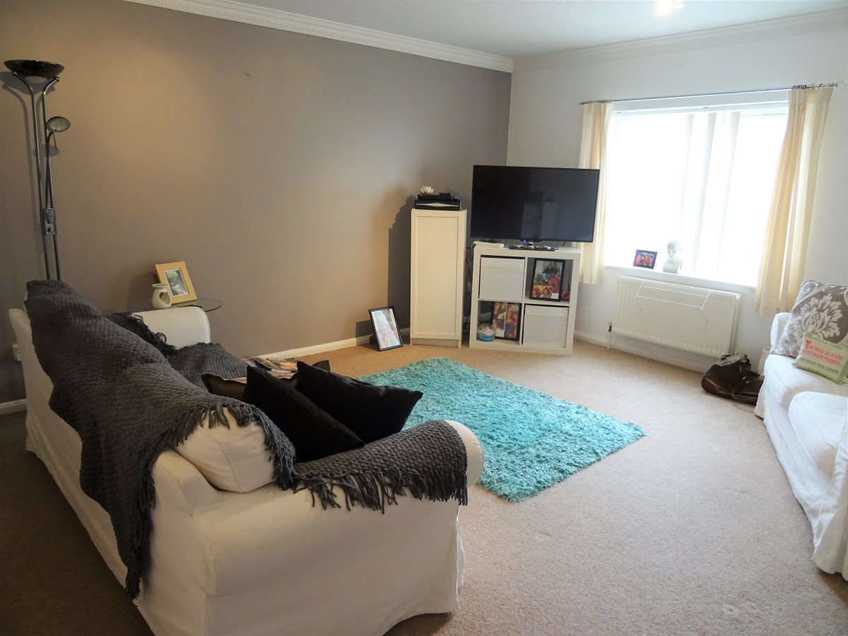 96 Howden Way Wakefield  WF1 4LW image 1