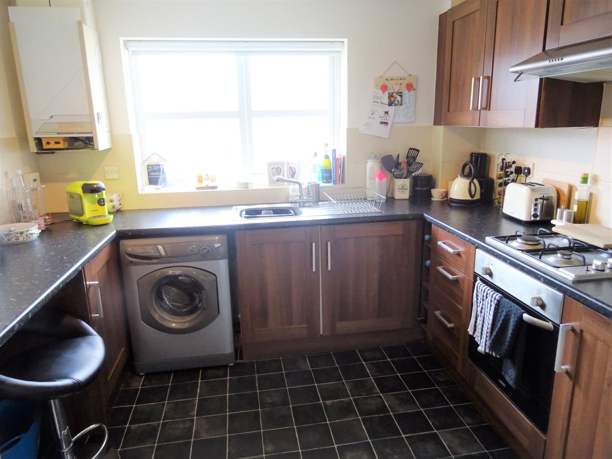 96 Howden Way Wakefield  WF1 4LW image 2