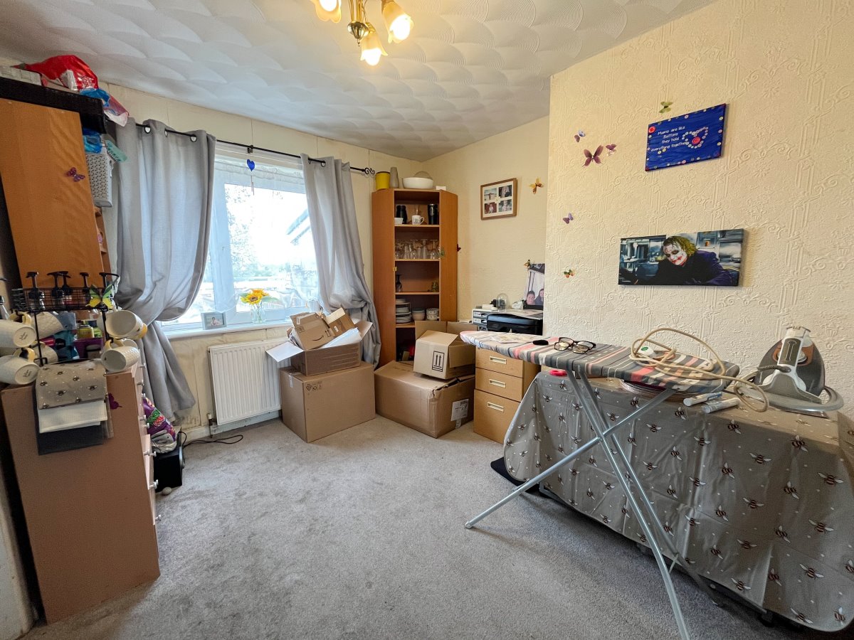 206 Wath Road Brampton Barnsley S73 0XD image 4