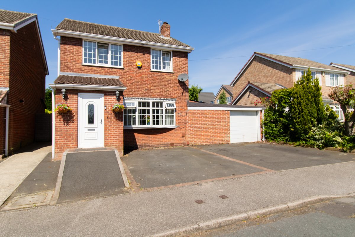 23 Roman Road Darton Barnsley S75 5DG image 0