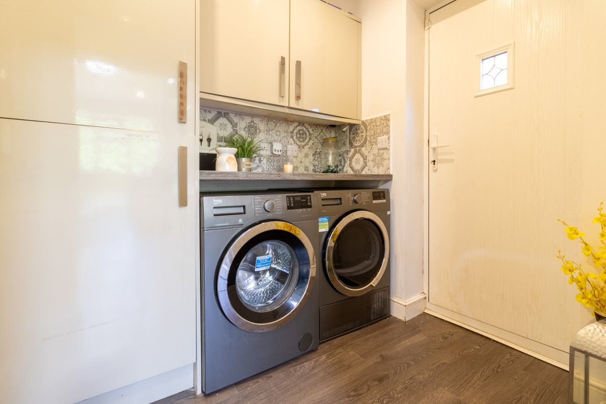 23 Roman Road Darton Barnsley S75 5DG image 7