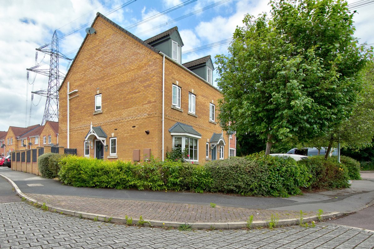 26 Springfield Road Lofthouse  WF3 3FN image 0