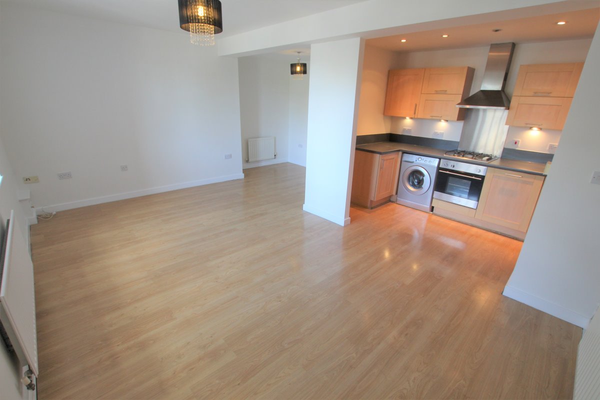 50 Tuke Grove Parklands Manor Wakefield WF1 4AF image 1