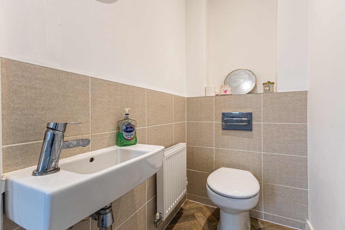1 Midgley Court Wakefield  WF1 4FS image 11