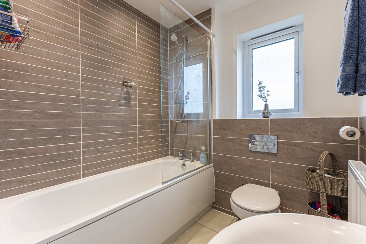 1 Midgley Court Wakefield  WF1 4FS image 15