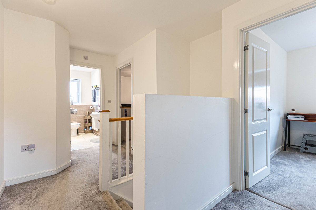 1 Midgley Court Wakefield  WF1 4FS image 16