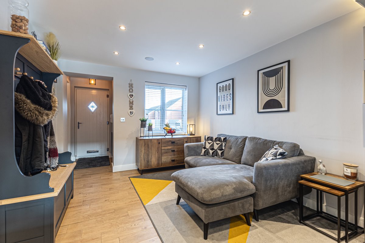 27 Rock House Way Ossett  WF5 0BG image 3