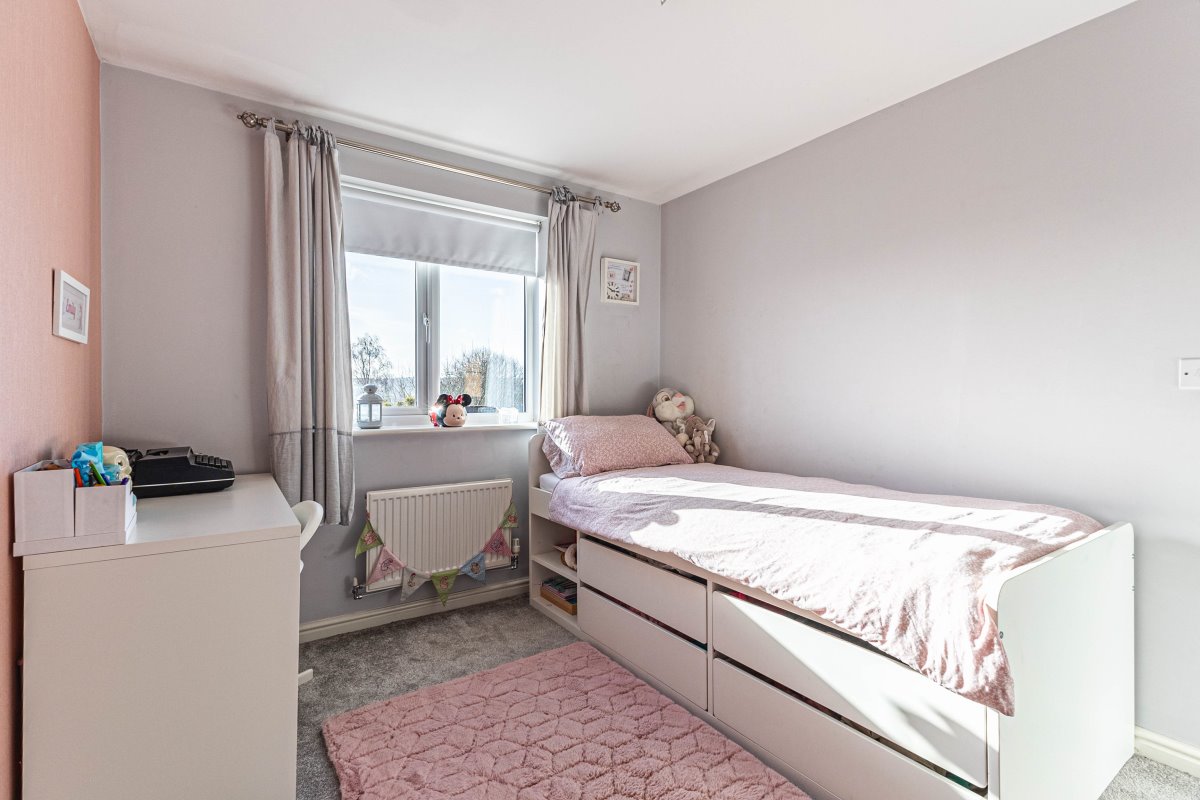 27 Rock House Way Ossett  WF5 0BG image 15