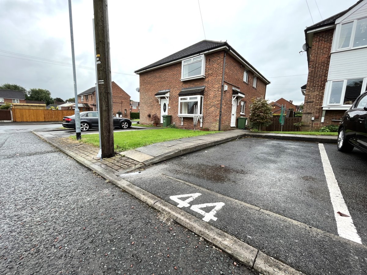 44 Millfields Ossett  WF5 8HE image 7