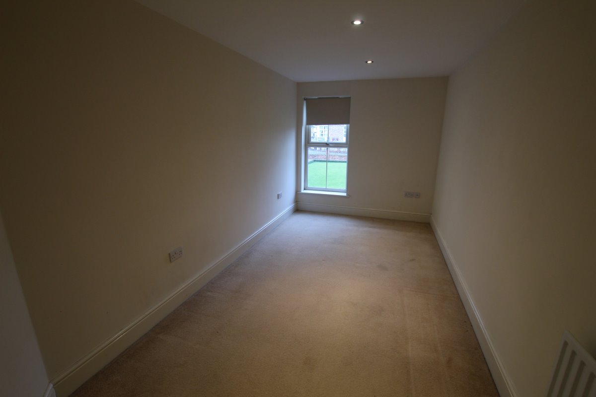 25 Brook Lodge Barnsley Road Wakefield WF1 5PB image 4