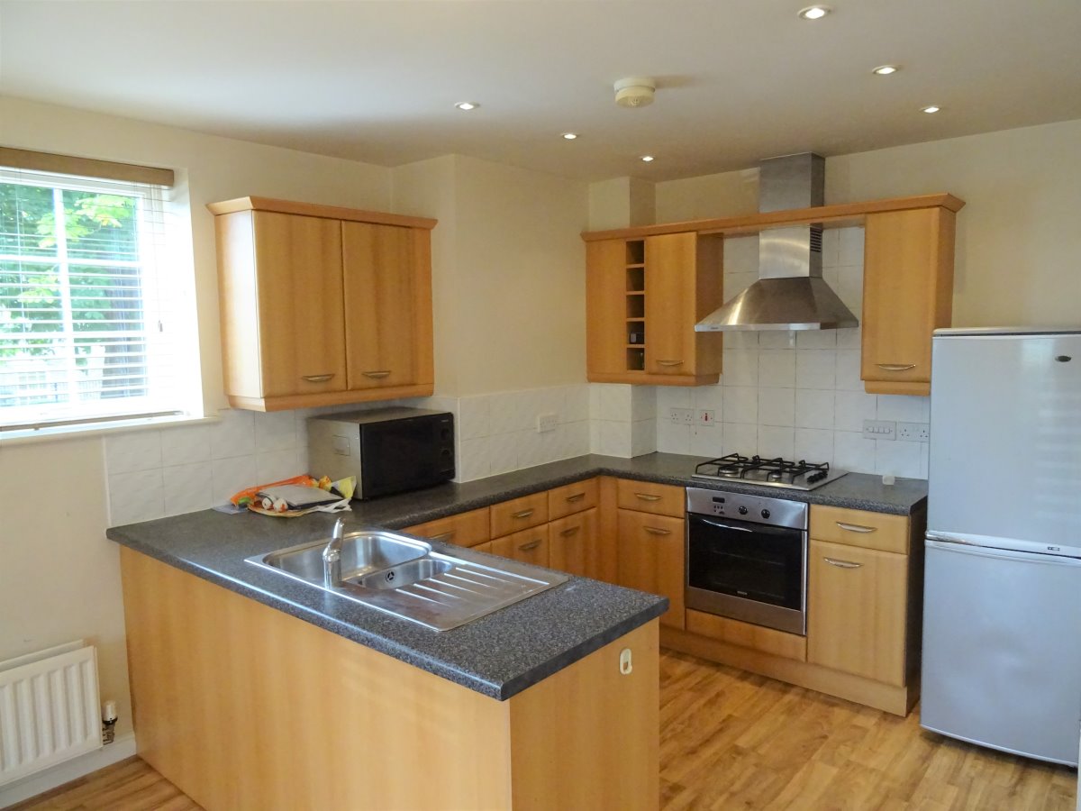 4 Elm Chaloner Grove Wakefield WF1 4SS image 2