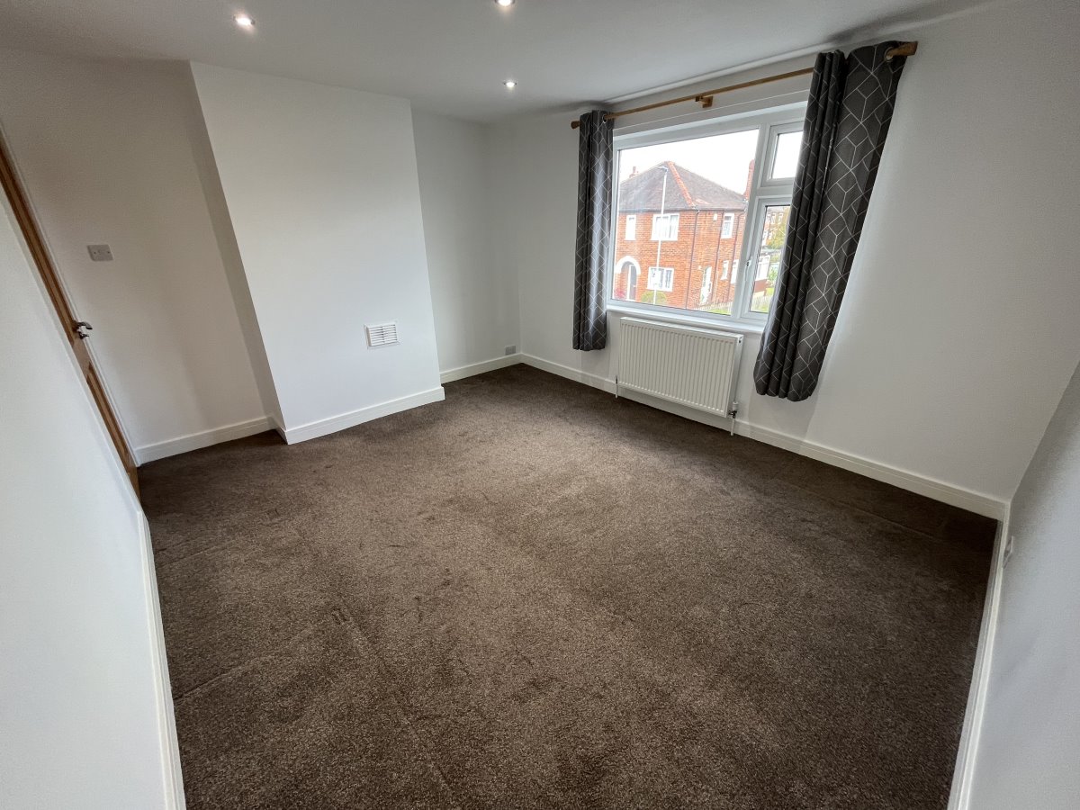 28 Tew Street Thornes Wakefield WF2 8DR image 6