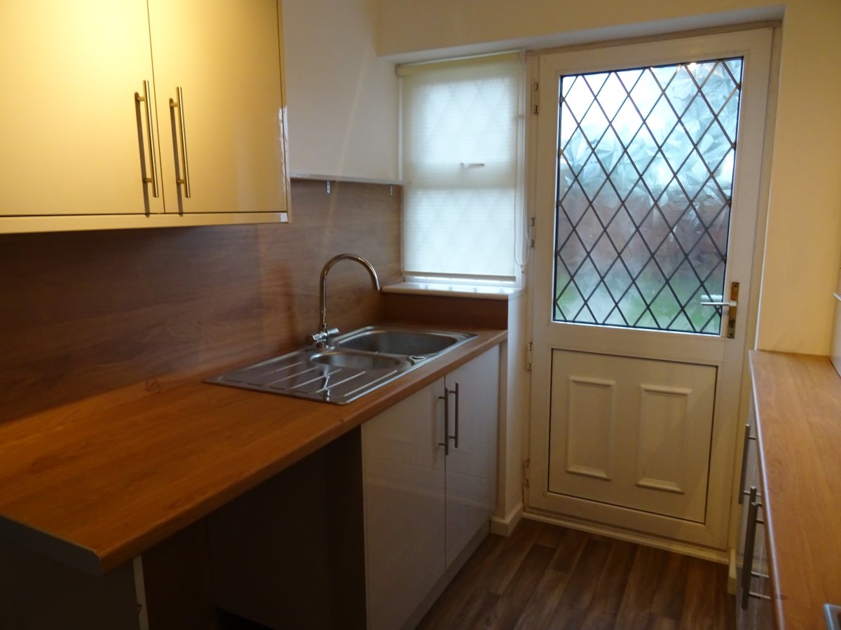 23 Sandown Avenue Crofton Wakefield WF4 1SG image 2