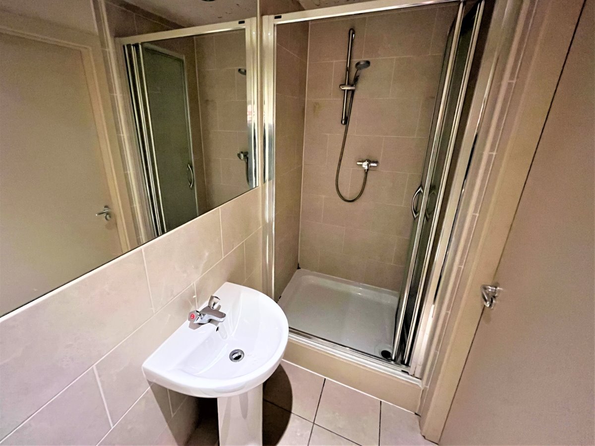 Apartment 2 The Sugar Mill Blakeridge Mill Batley WF17 8FB image 8